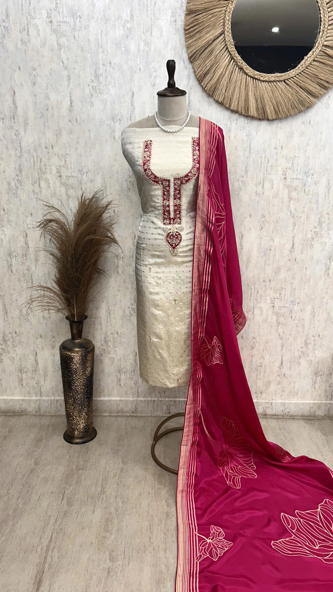 Unstitched Tissue Suit Set Featuring Silk Dupatta