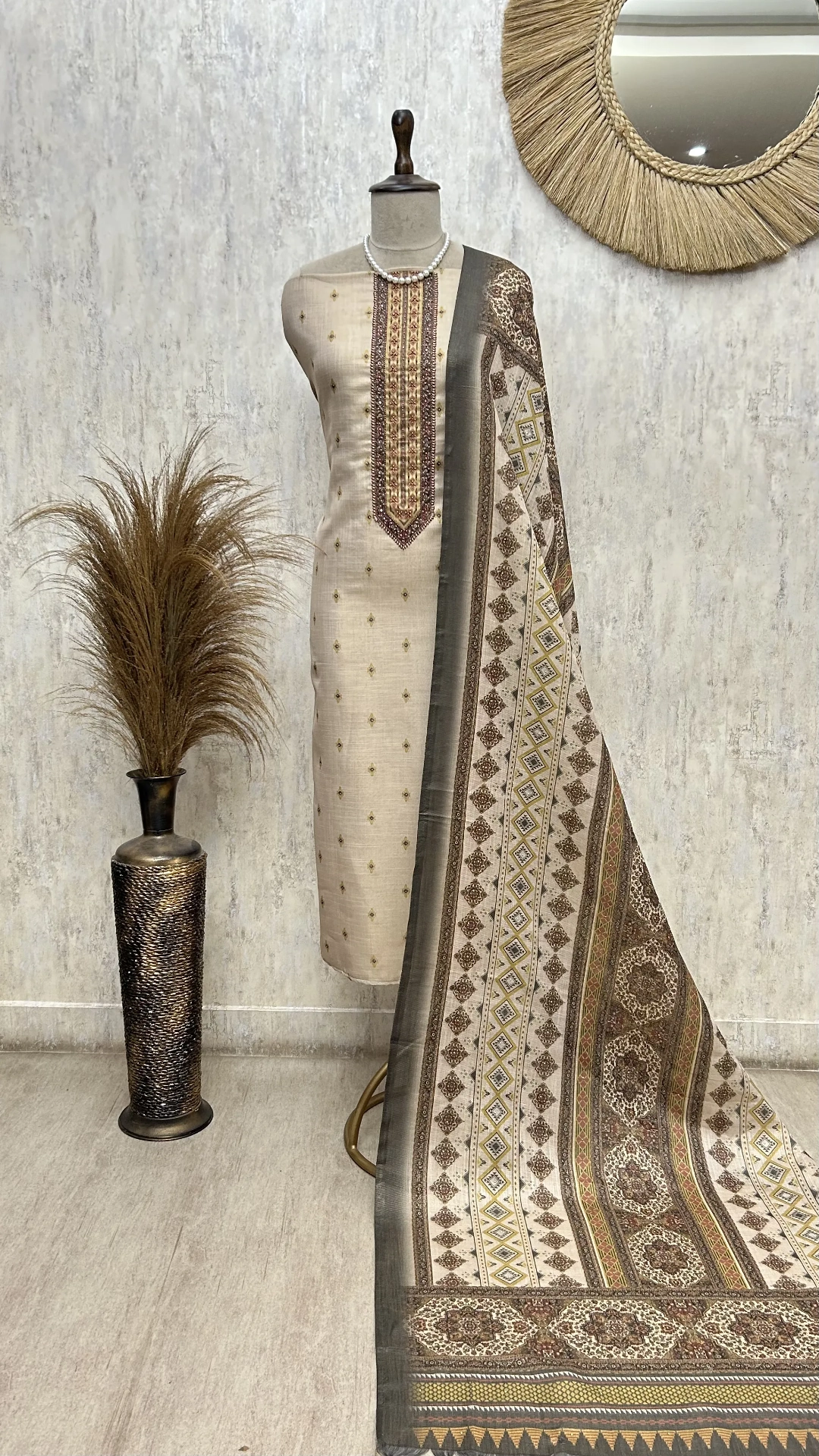 Classic Ethnic Ensemble Unstitched Suit