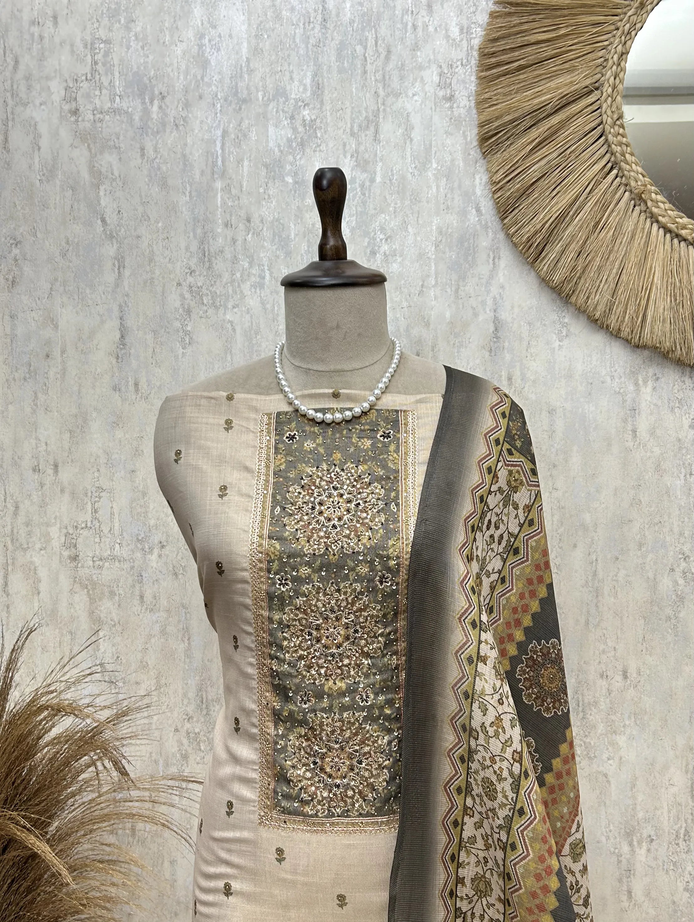 Classic Ethnic Ensemble Unstitched Suit