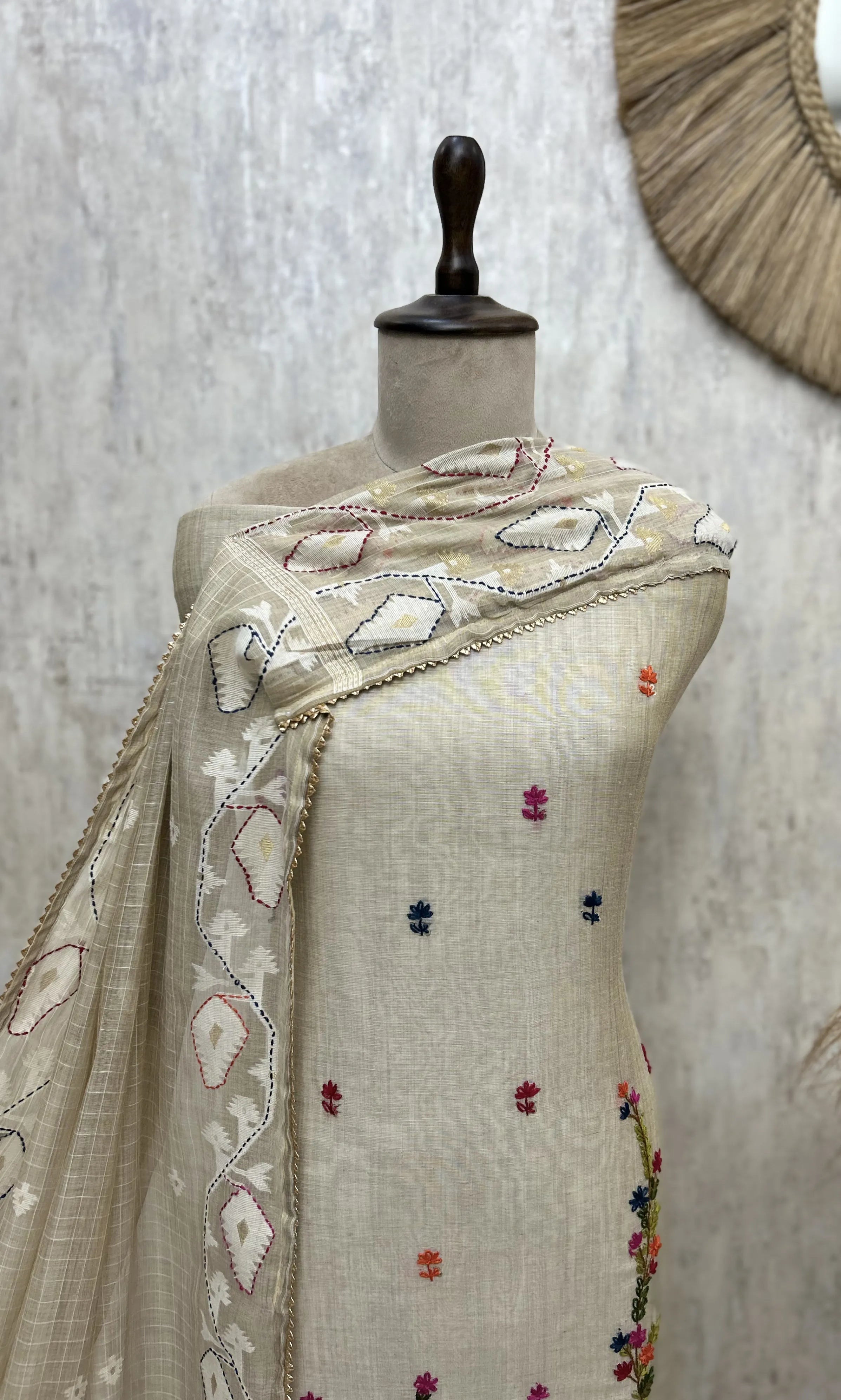 Floral Heirloom Jamdani Unstitched Suits