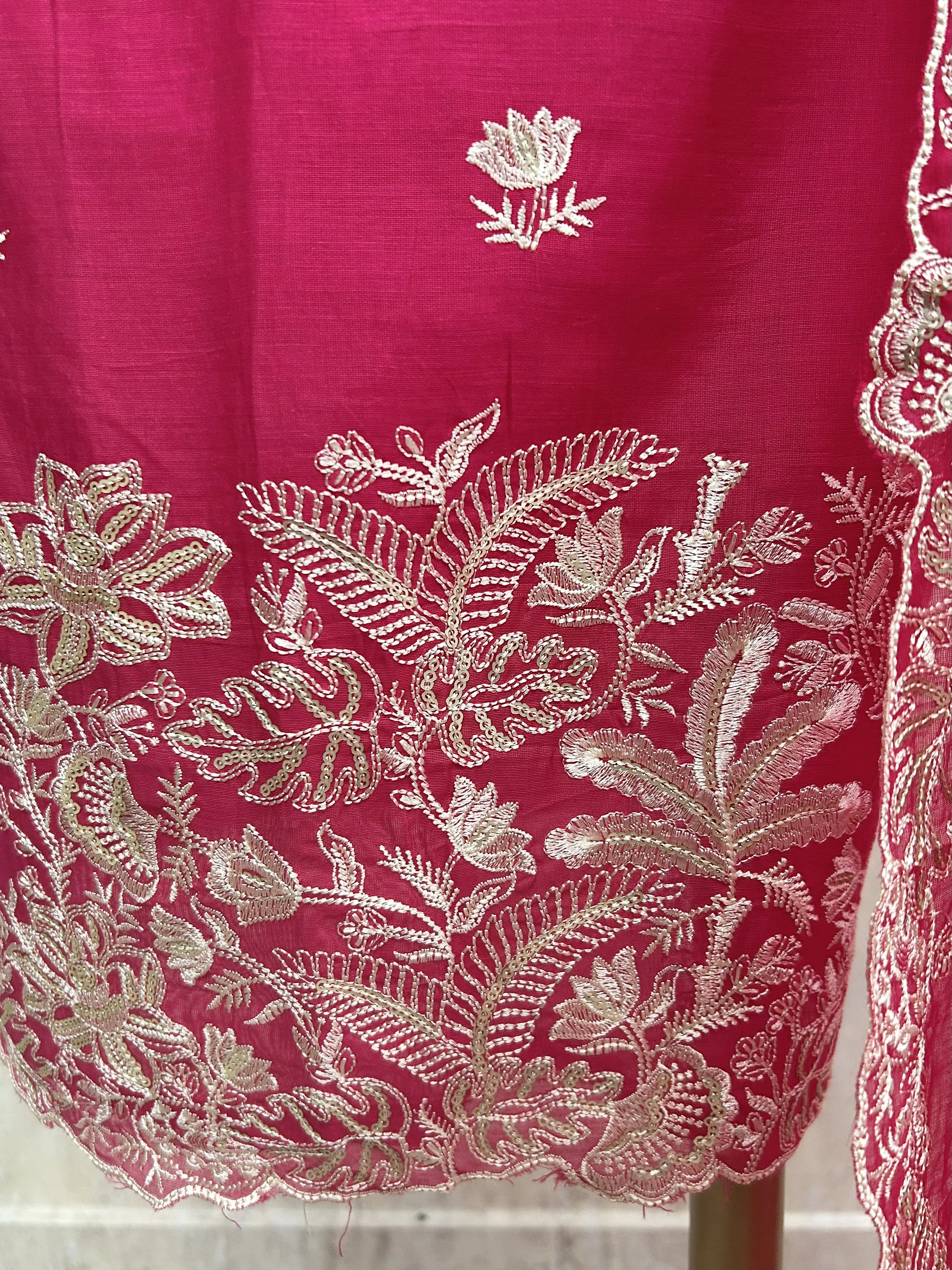 Mul Chanderi Unstitched Suit Set Featuring Mul Chanderi Dupatta