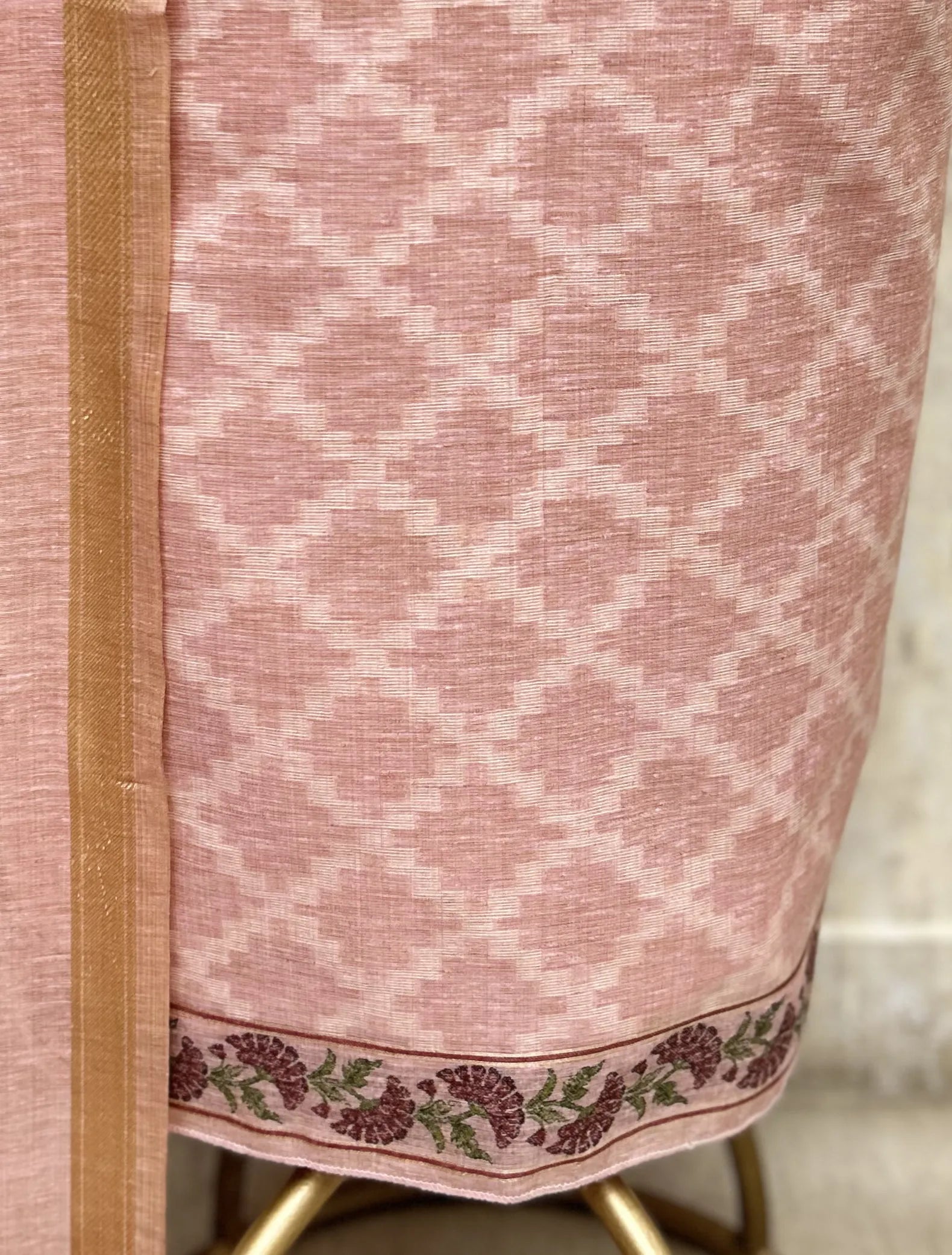 Meadow Loom Jamdani Linen Unstitched Suit