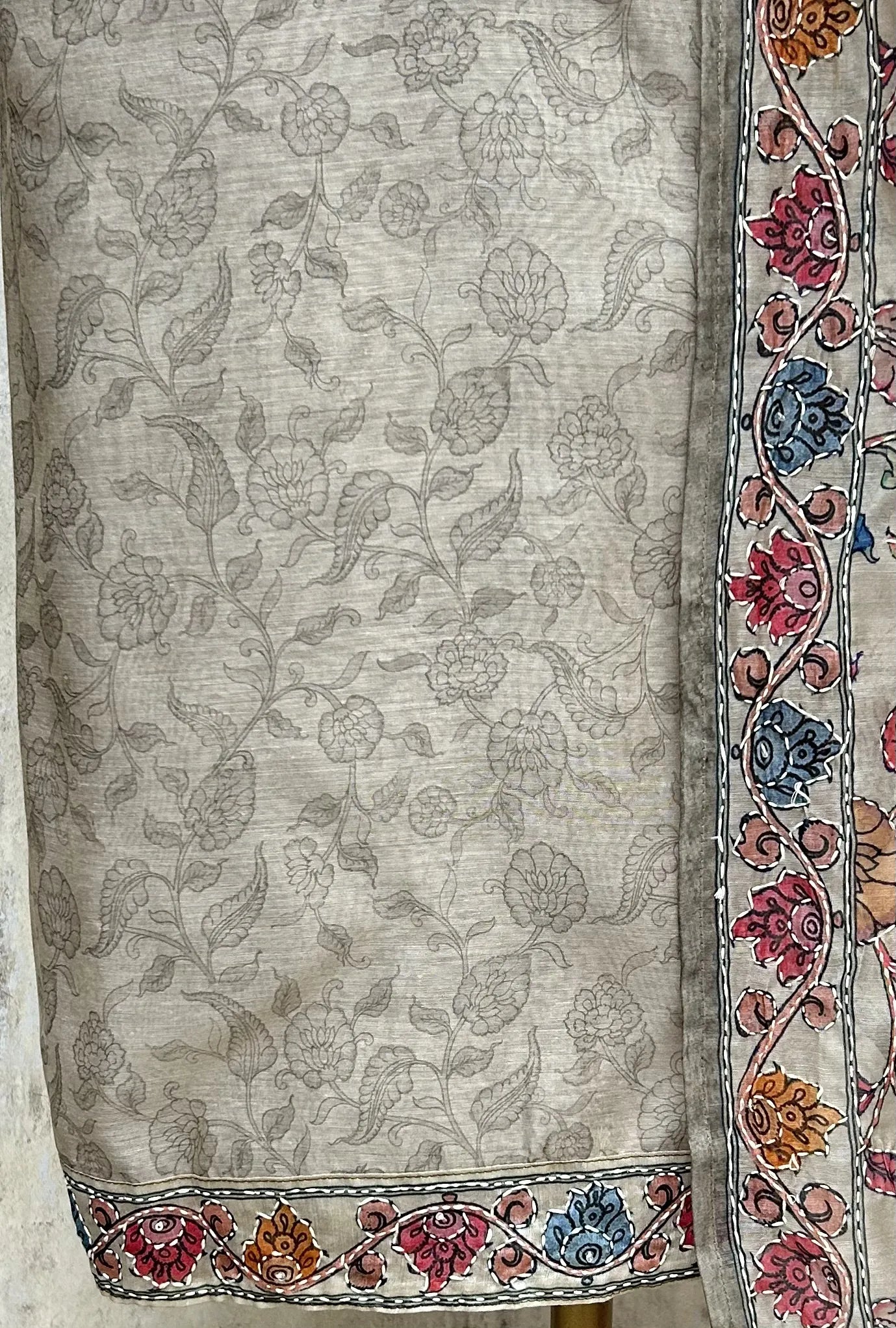 Blossom Charm Ensemble Maheshwari Unstitched Suit